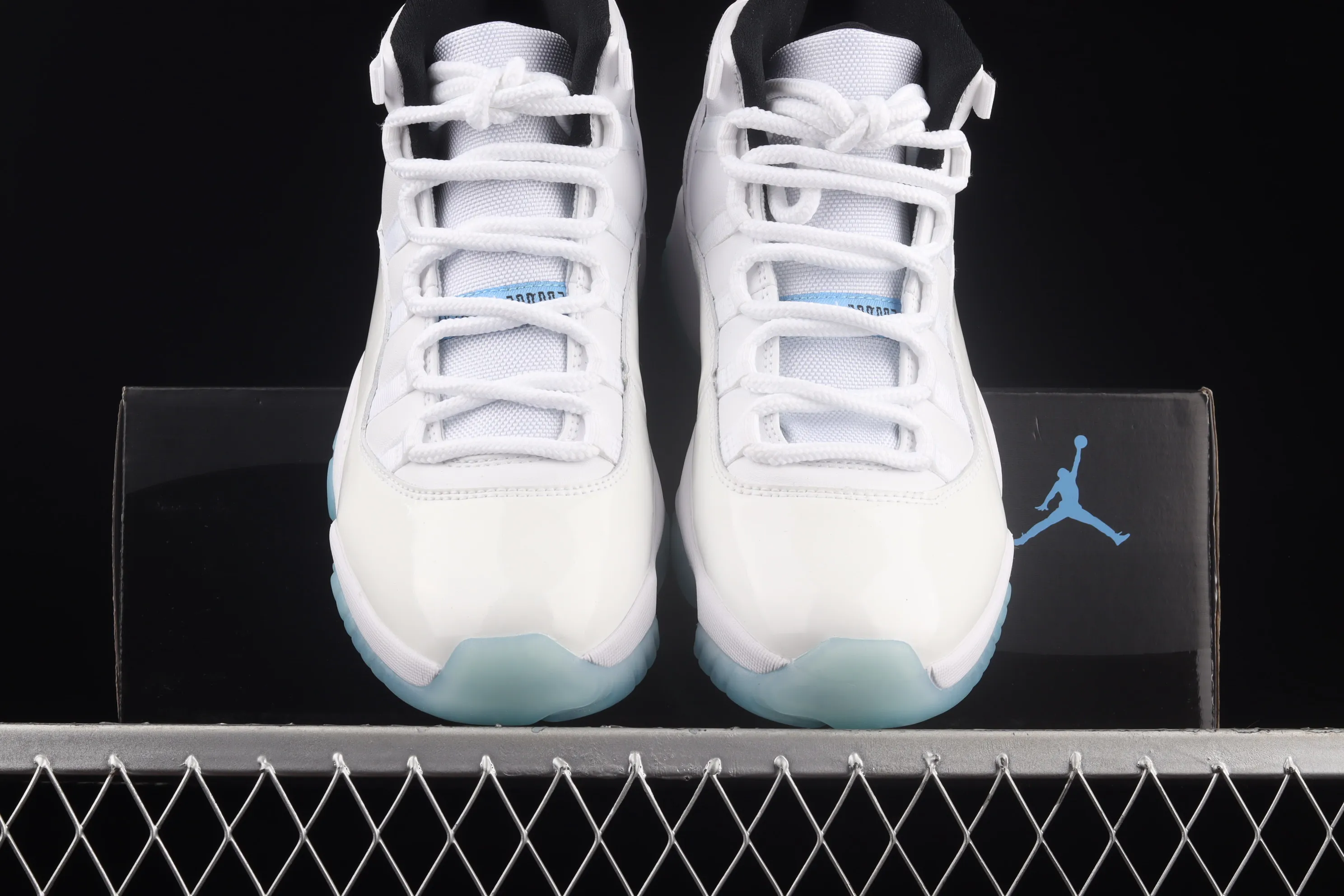 All categories Air Jordan Jordan series basketball shoes Air Jordan 11 F version Air Jordan 11 Bred AJ11 Joe 11 legendary blue 378037-117